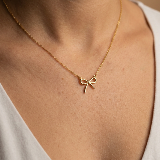 Simple Bow Necklace